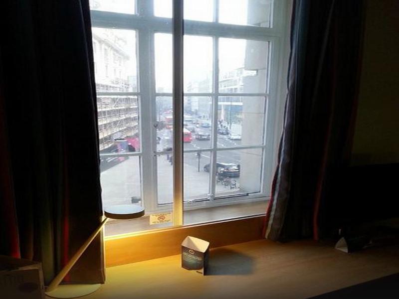 Travelodge London Central City Road Bagian luar foto