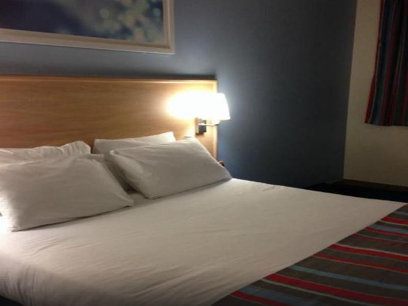 Travelodge London Central City Road Bagian luar foto