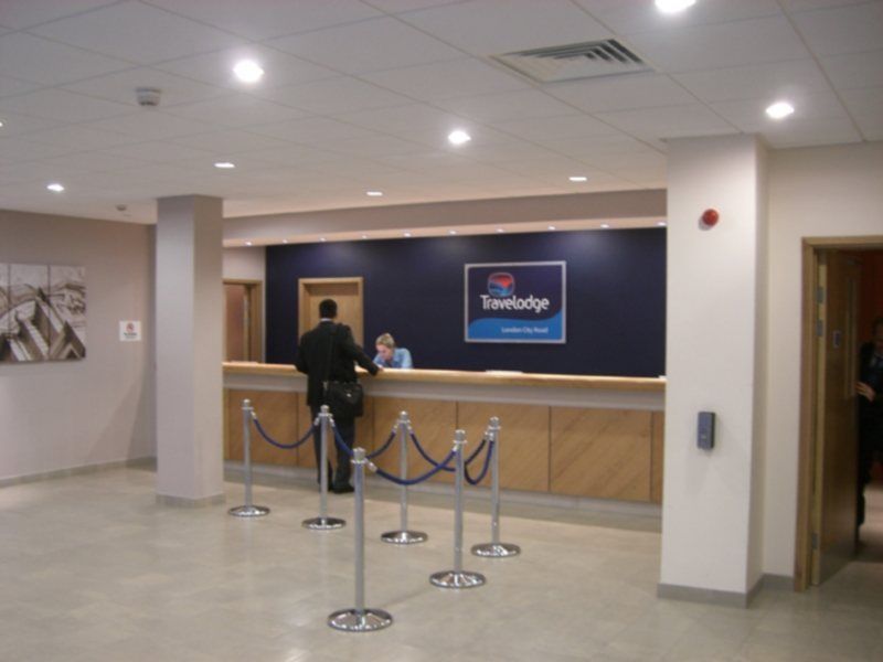 Travelodge London Central City Road Bagian luar foto