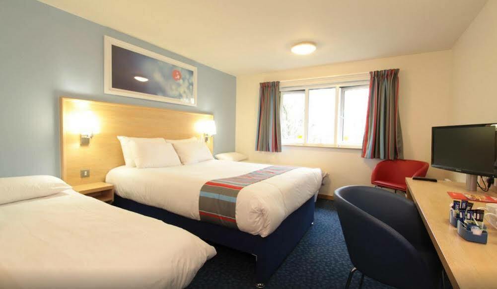 Travelodge London Central City Road Bagian luar foto